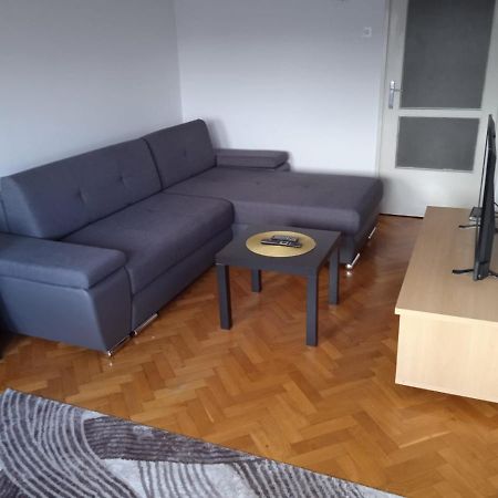 Positivo Appartamento Zagabria Esterno foto